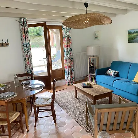 Holiday home Maison De Charme, Maison Carree *
