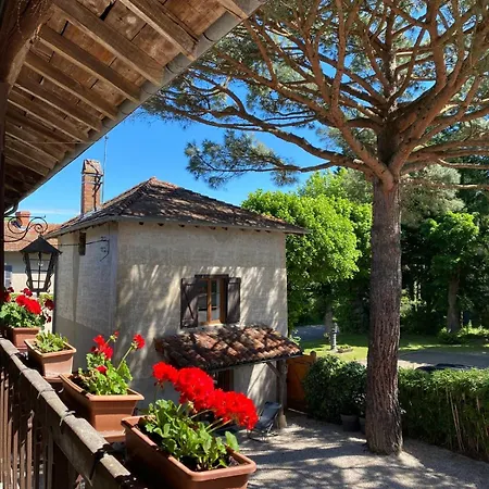 Maison De Charme, Maison Carree